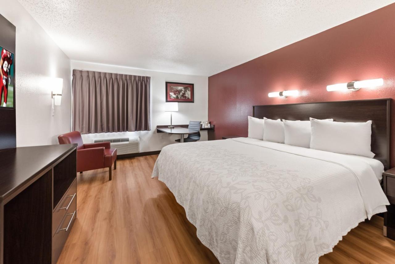Red Roof Inn Plus+ Columbus - Worthington Dış mekan fotoğraf