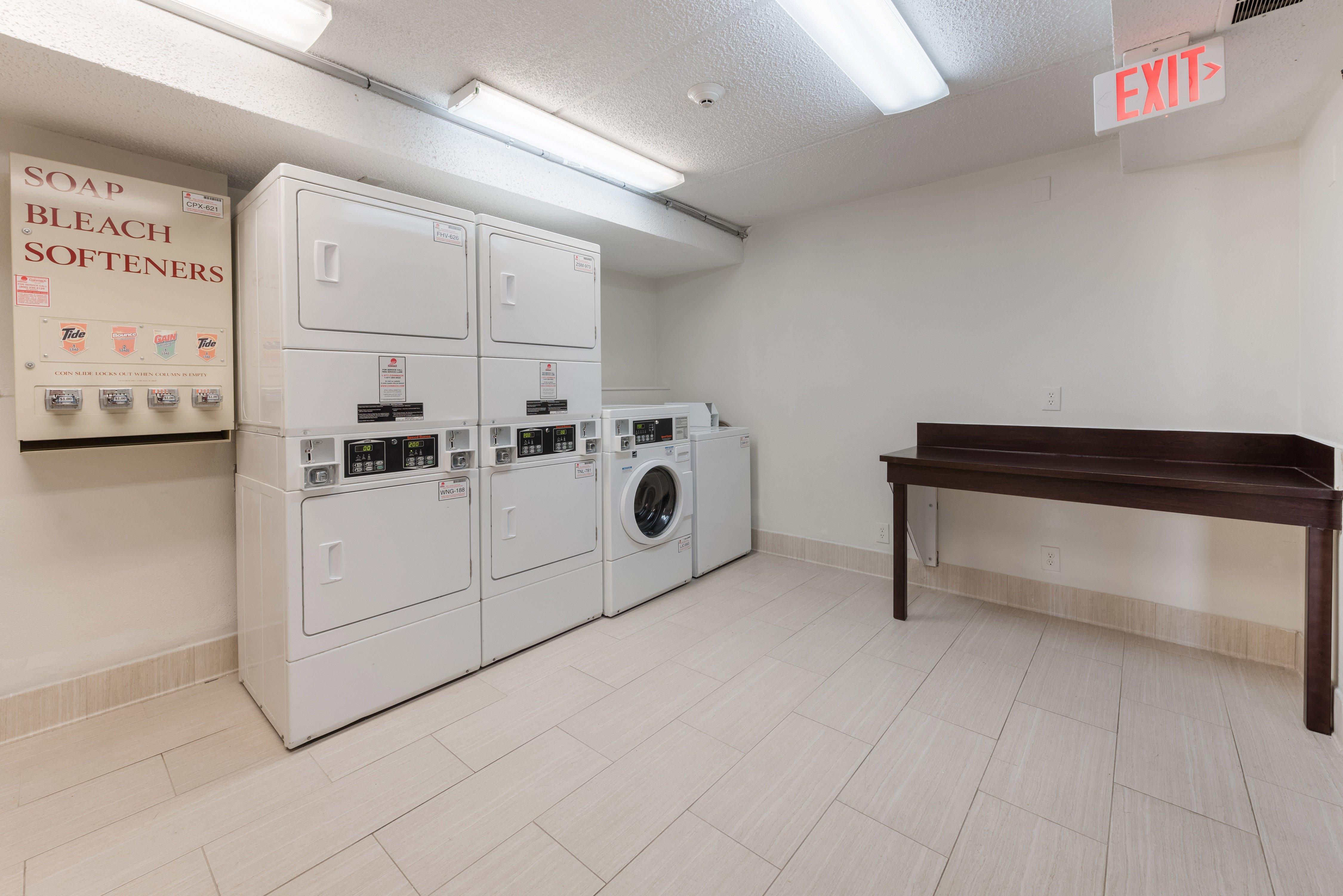 Red Roof Inn Plus+ Columbus - Worthington Dış mekan fotoğraf