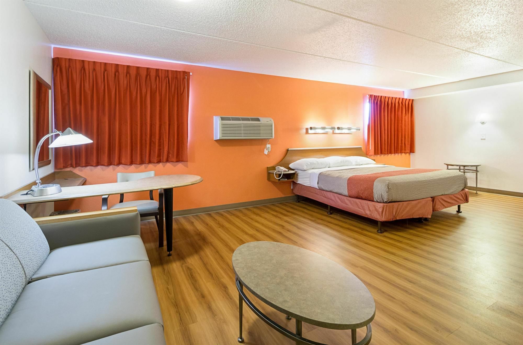 Red Roof Inn Plus+ Columbus - Worthington Dış mekan fotoğraf