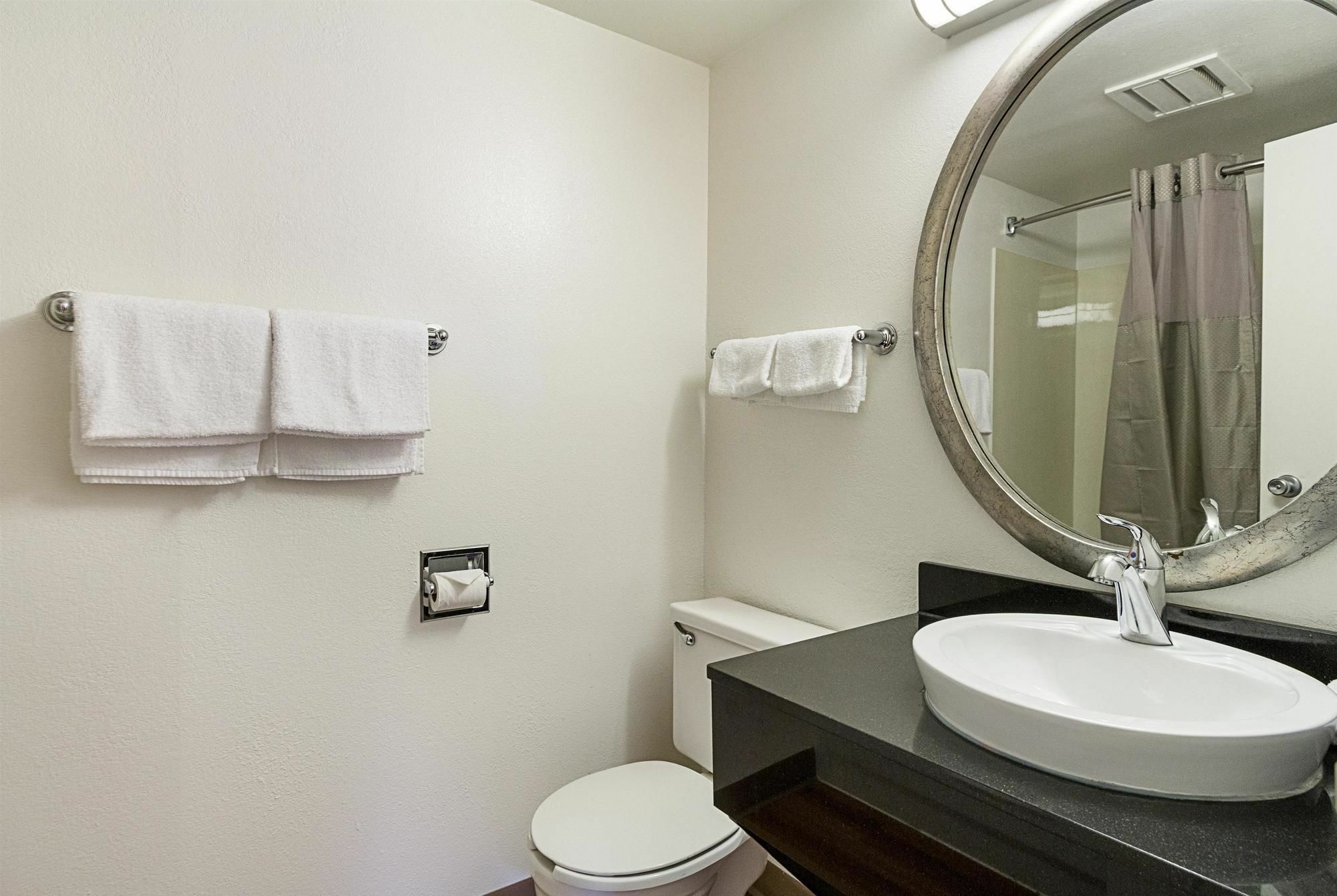 Red Roof Inn Plus+ Columbus - Worthington Dış mekan fotoğraf